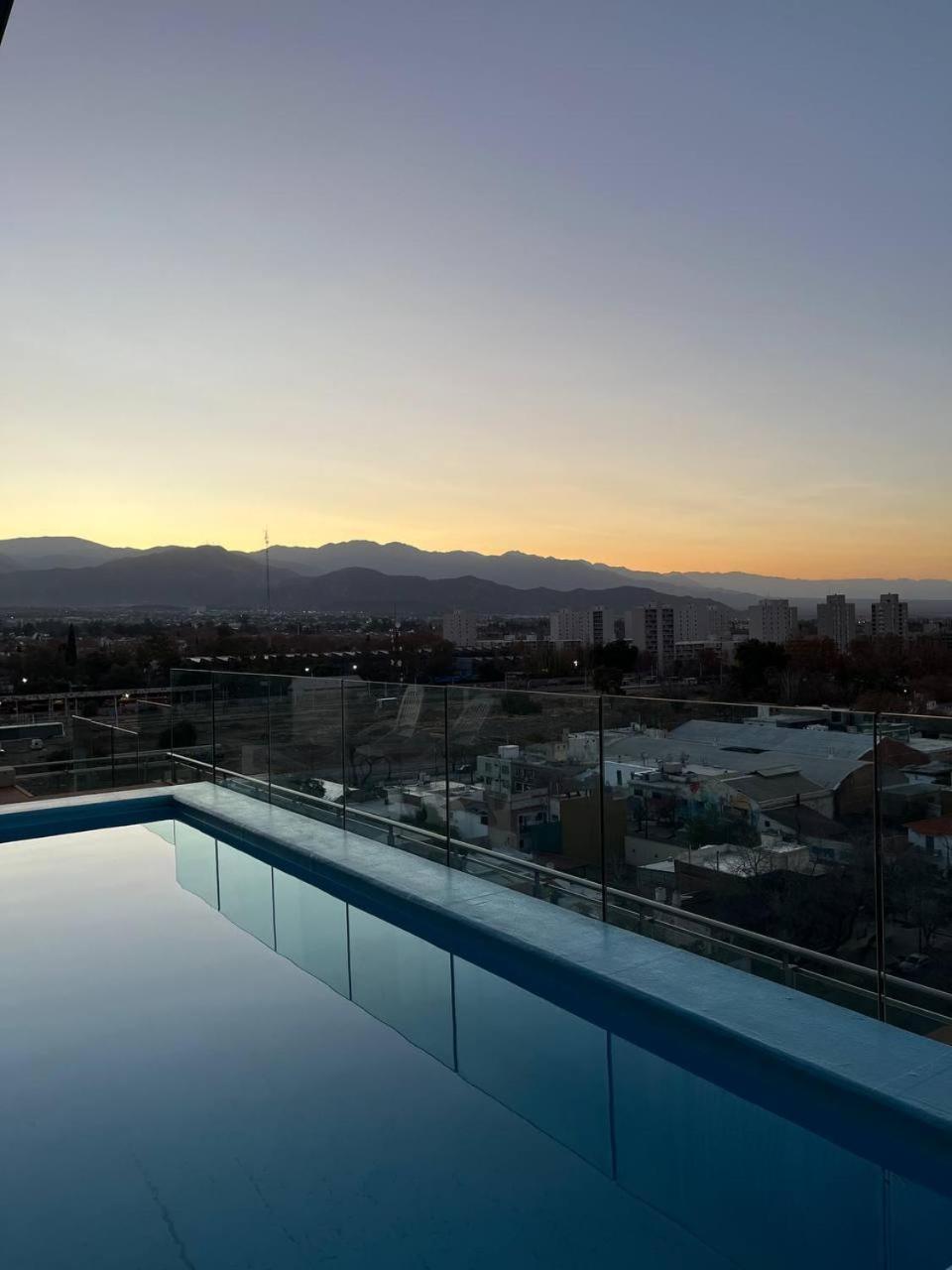 Apartamento Centrico Con Las Mejores Vistas De 门多萨 外观 照片